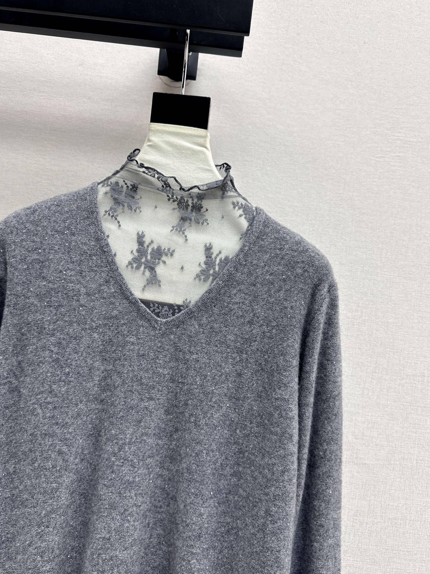 Es NEW Lace wool sweater