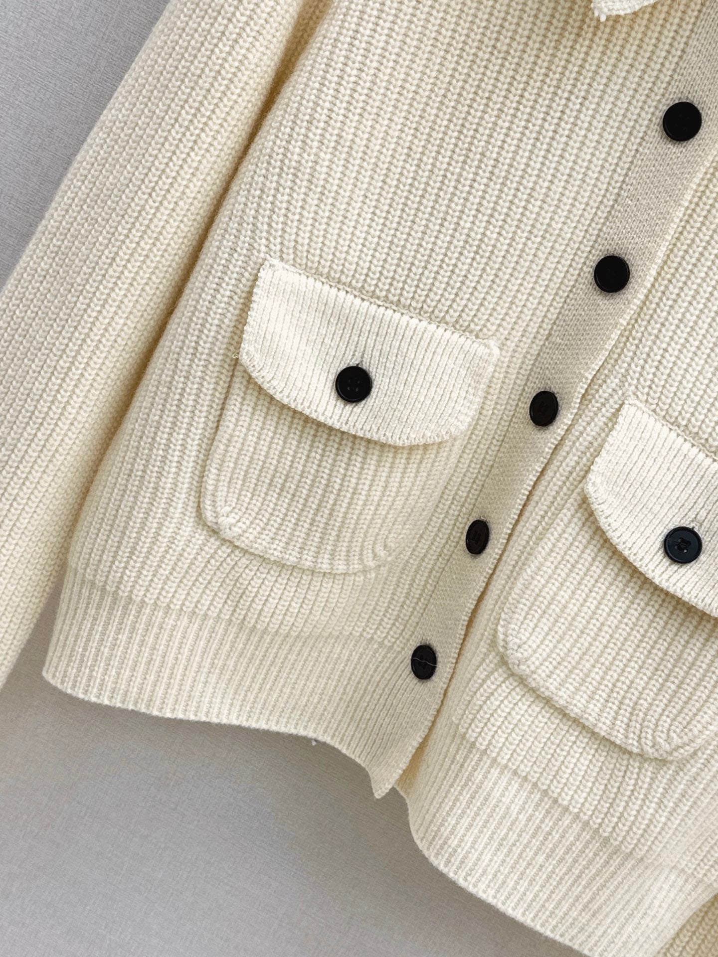 Fend NEW  wool cardigan jacket