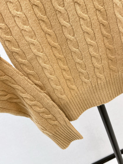 Ra1 NEW knitted sweater