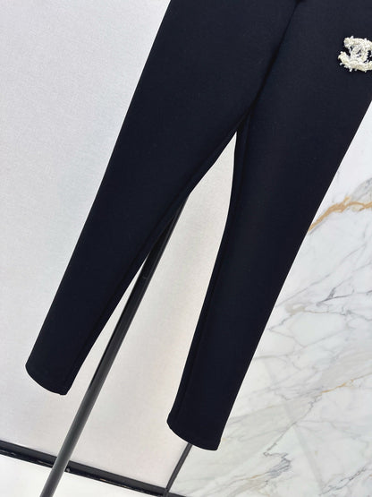 Chan NEW Tight leggings