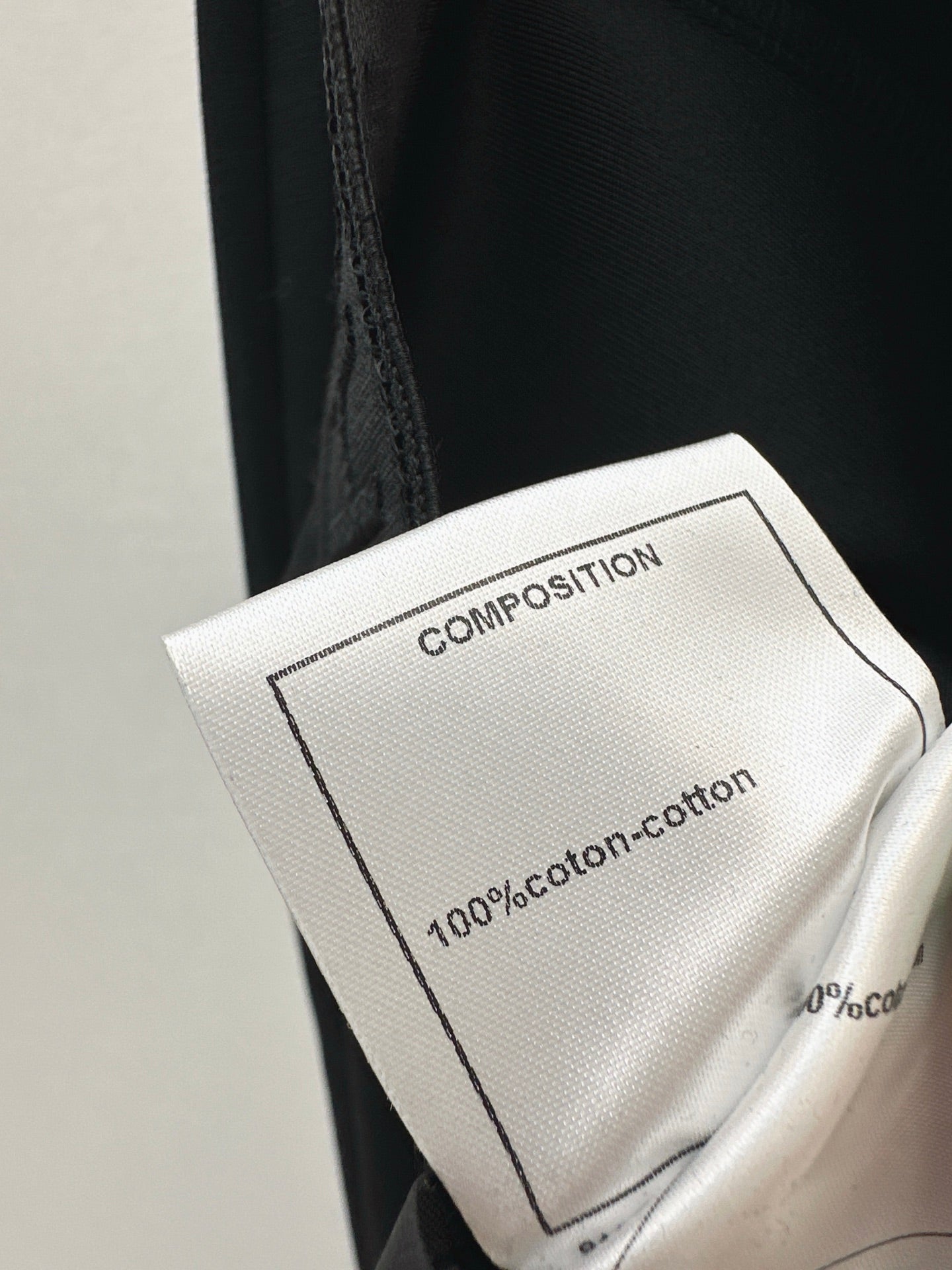 Chan NEW Tight leggings