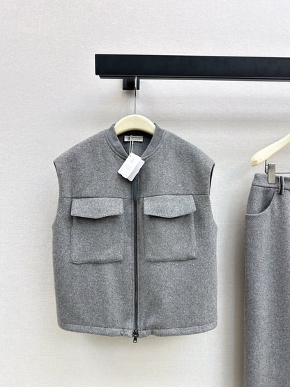 Brun NEW woolen vest