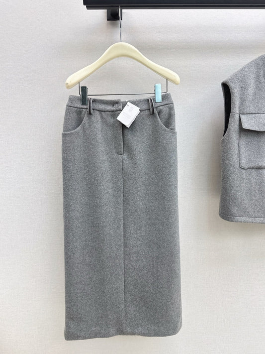 Brun NEW woolen skirt