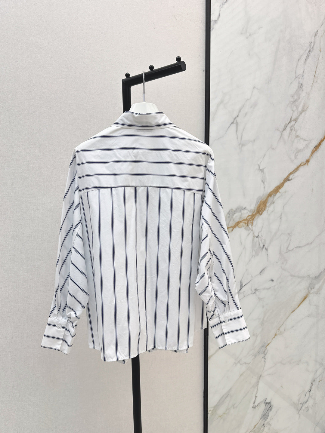 Loe NEW striped shirt