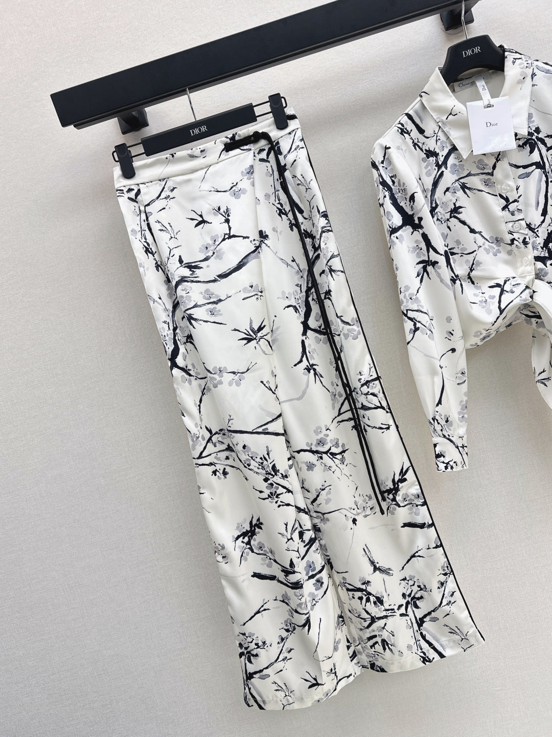 CD NEW printed pants