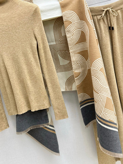 Herm NEW knitted suit