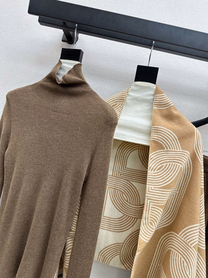 Herm NEW knitted suit