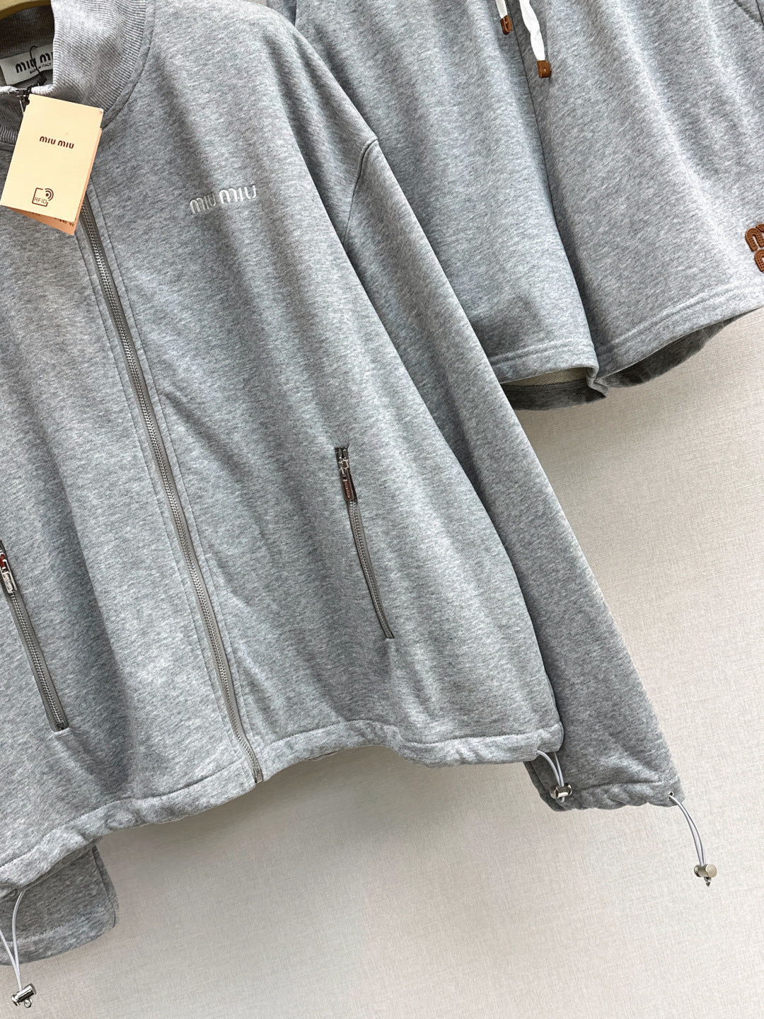 Miu NEW Zipper Jacket  Shorts Set