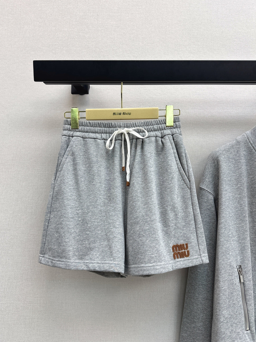 Miu NEW Zipper Jacket  Shorts Set