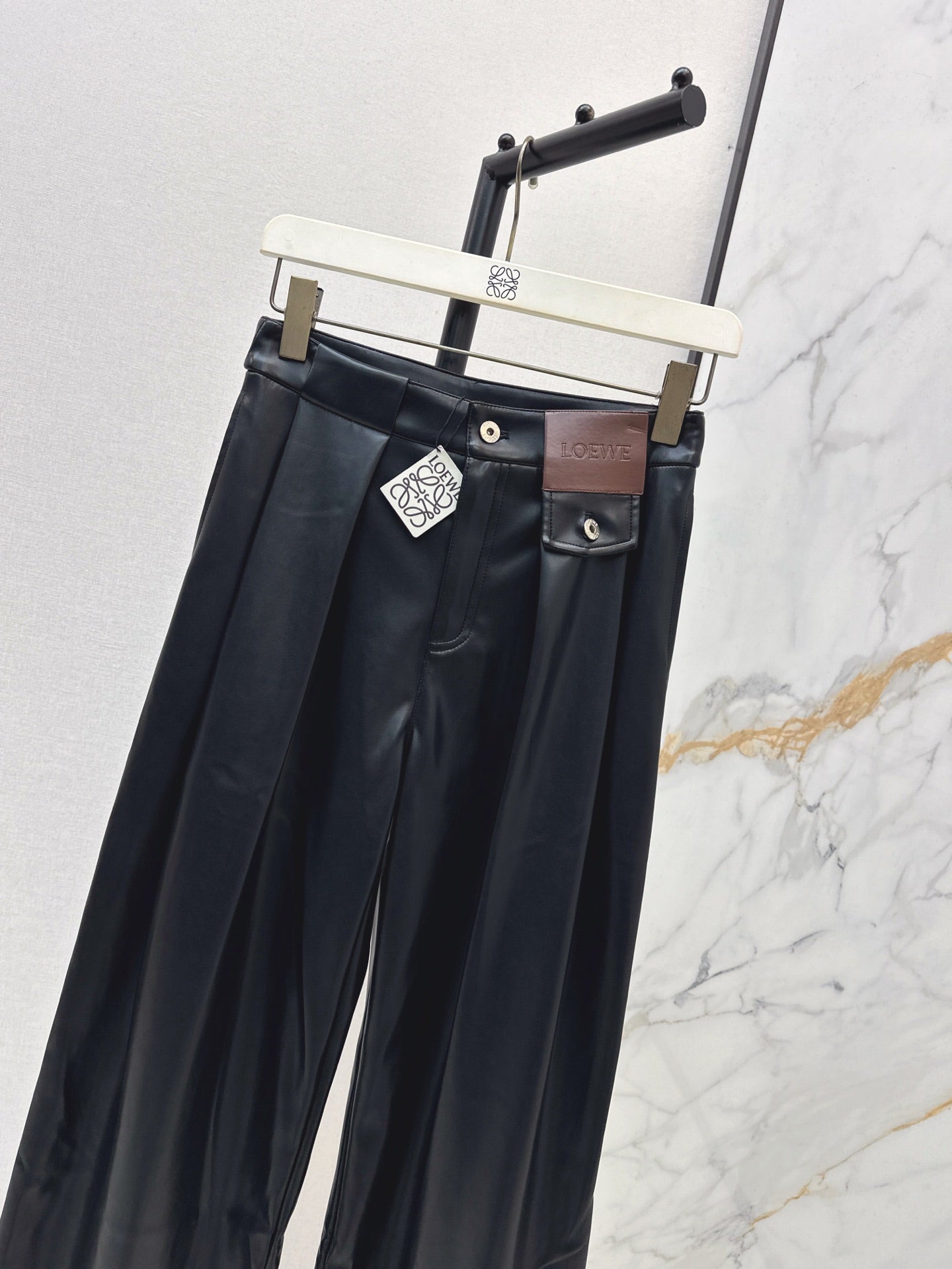 Loe NEW pu leather pants