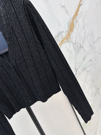 Louis NEW V-neck knit cardigan