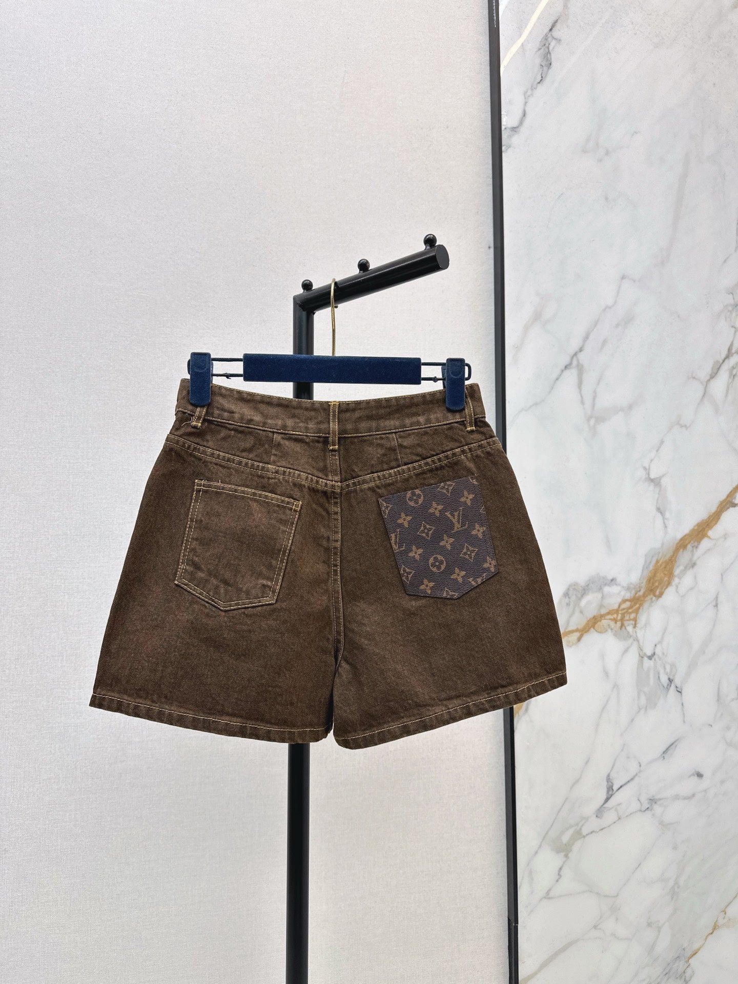 Louis NEW denim shorts