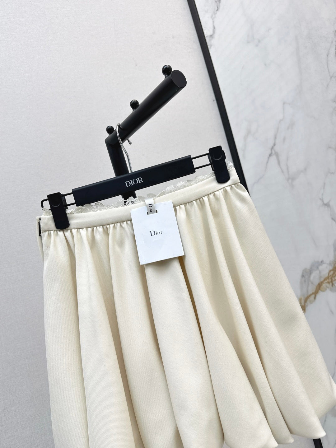 CD NEW  pleated skirt