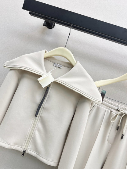 Brun NEW casual suit