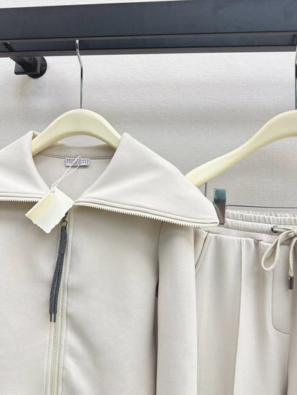 Brun NEW casual suit