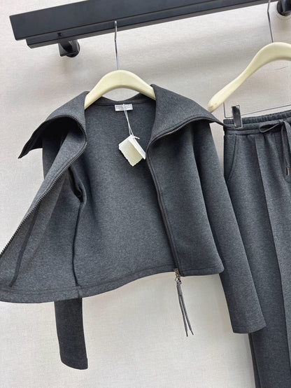 Brun NEW casual suit