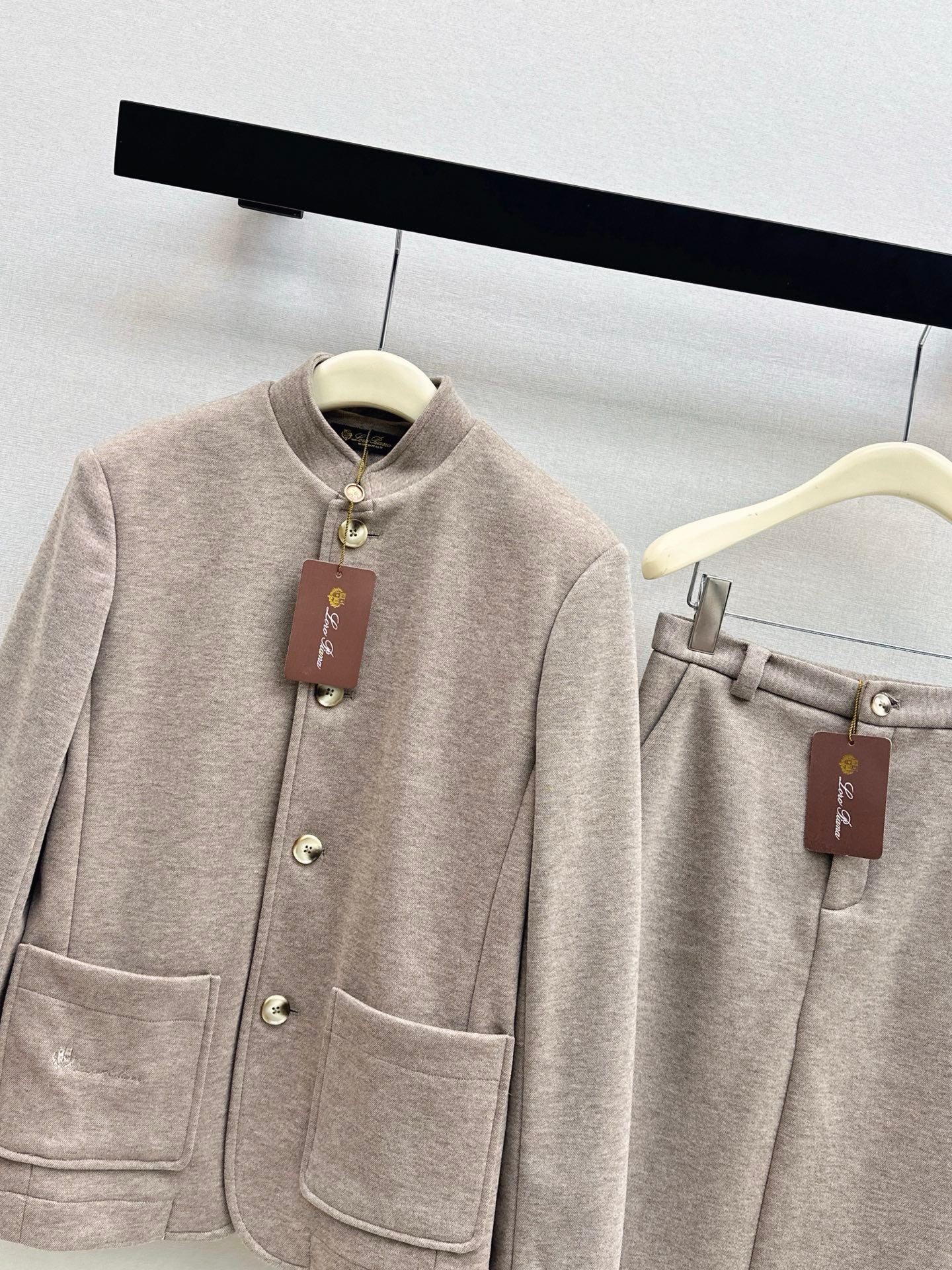 Loro NEW jacket skirt set