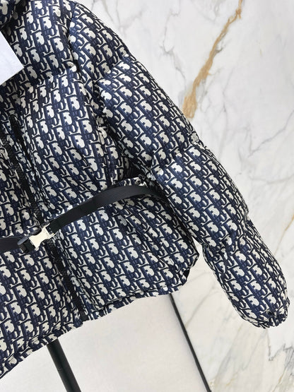 CD NEW Hooded down jacket