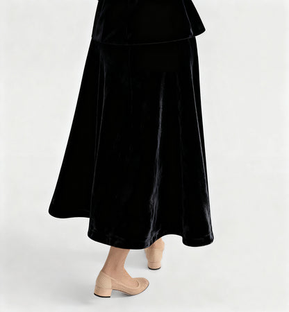 CD NEW velvet skirt