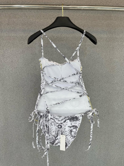 New style L swimsuit