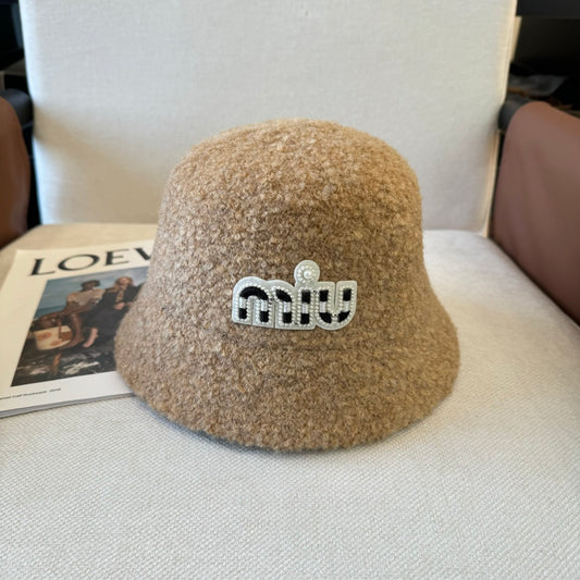 Miu New bucket hat
