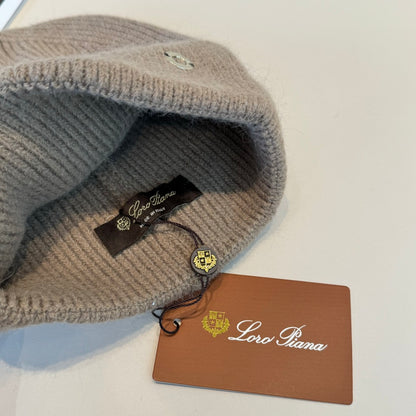 Loro New woolen hat