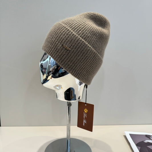 Loro New woolen hat