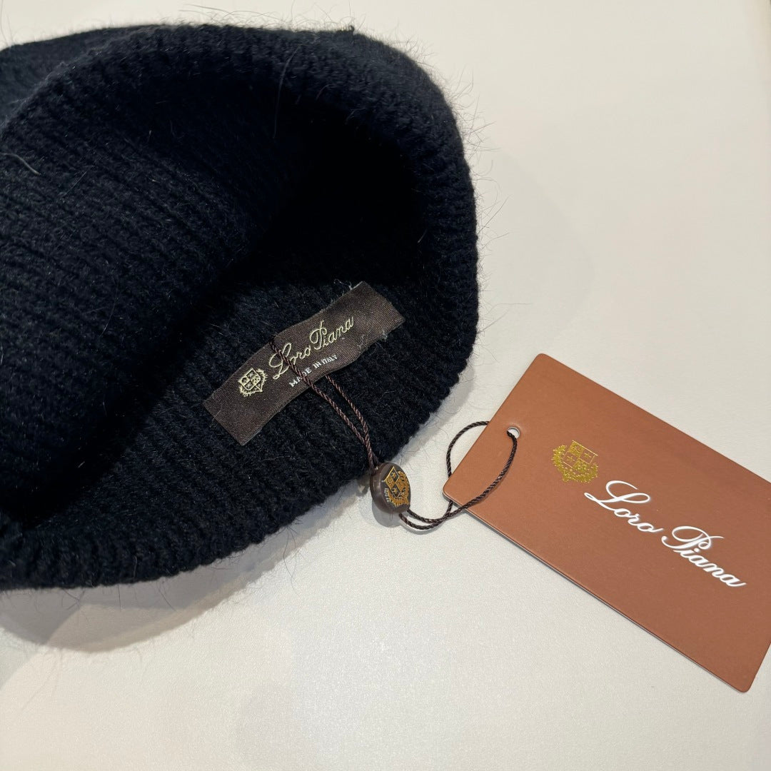 Loro New woolen hat