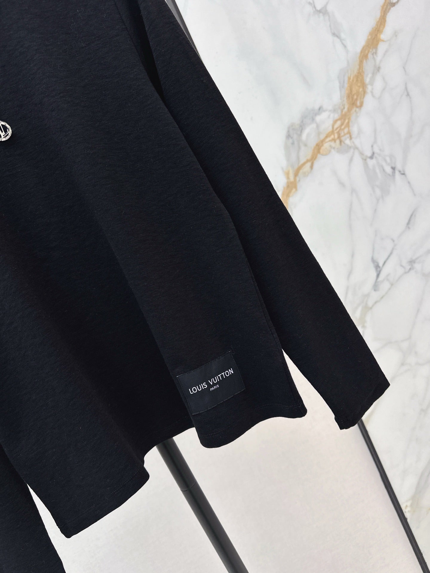 Louis NEW bottoming shirt