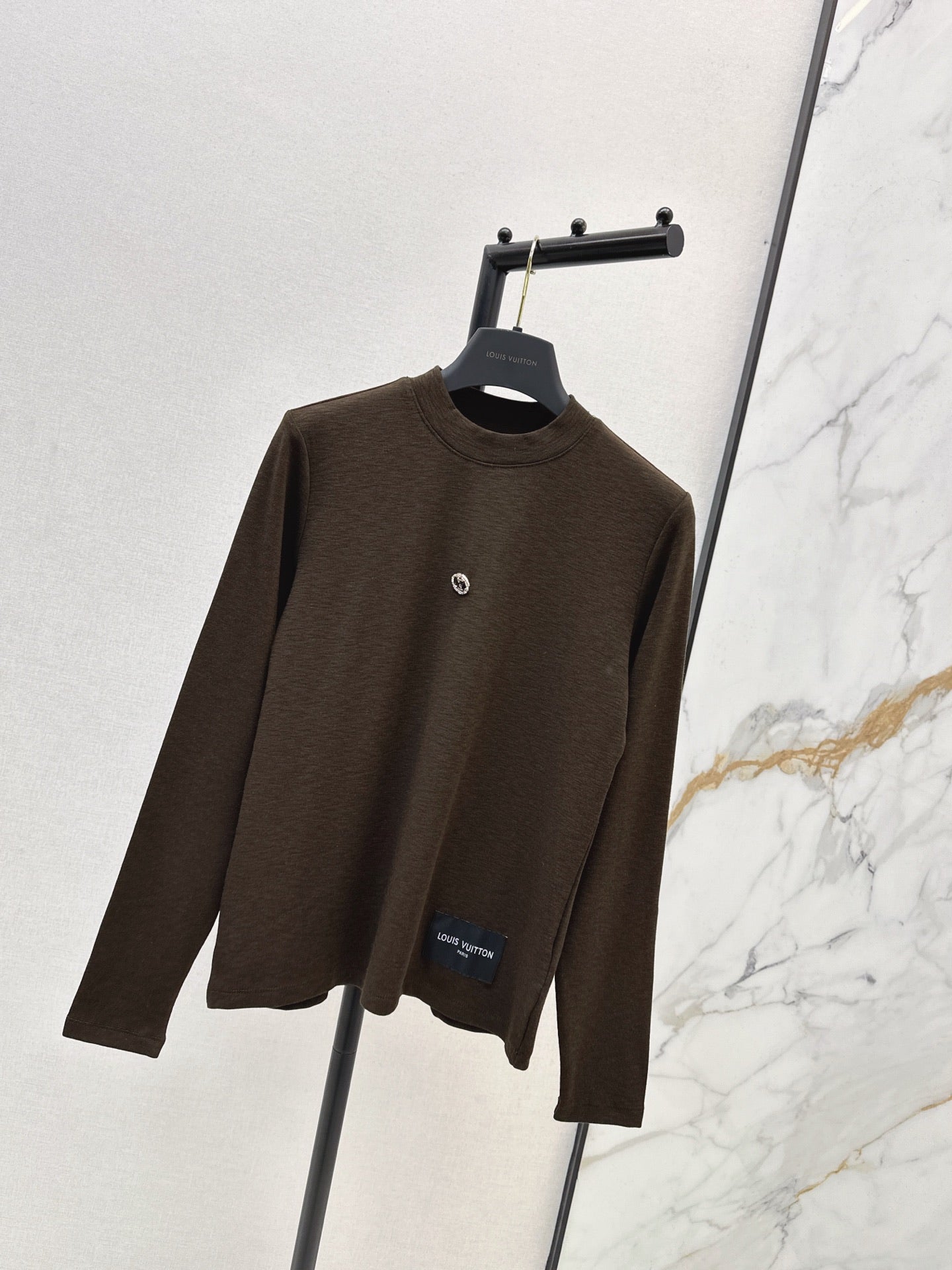 Louis NEW bottoming shirt