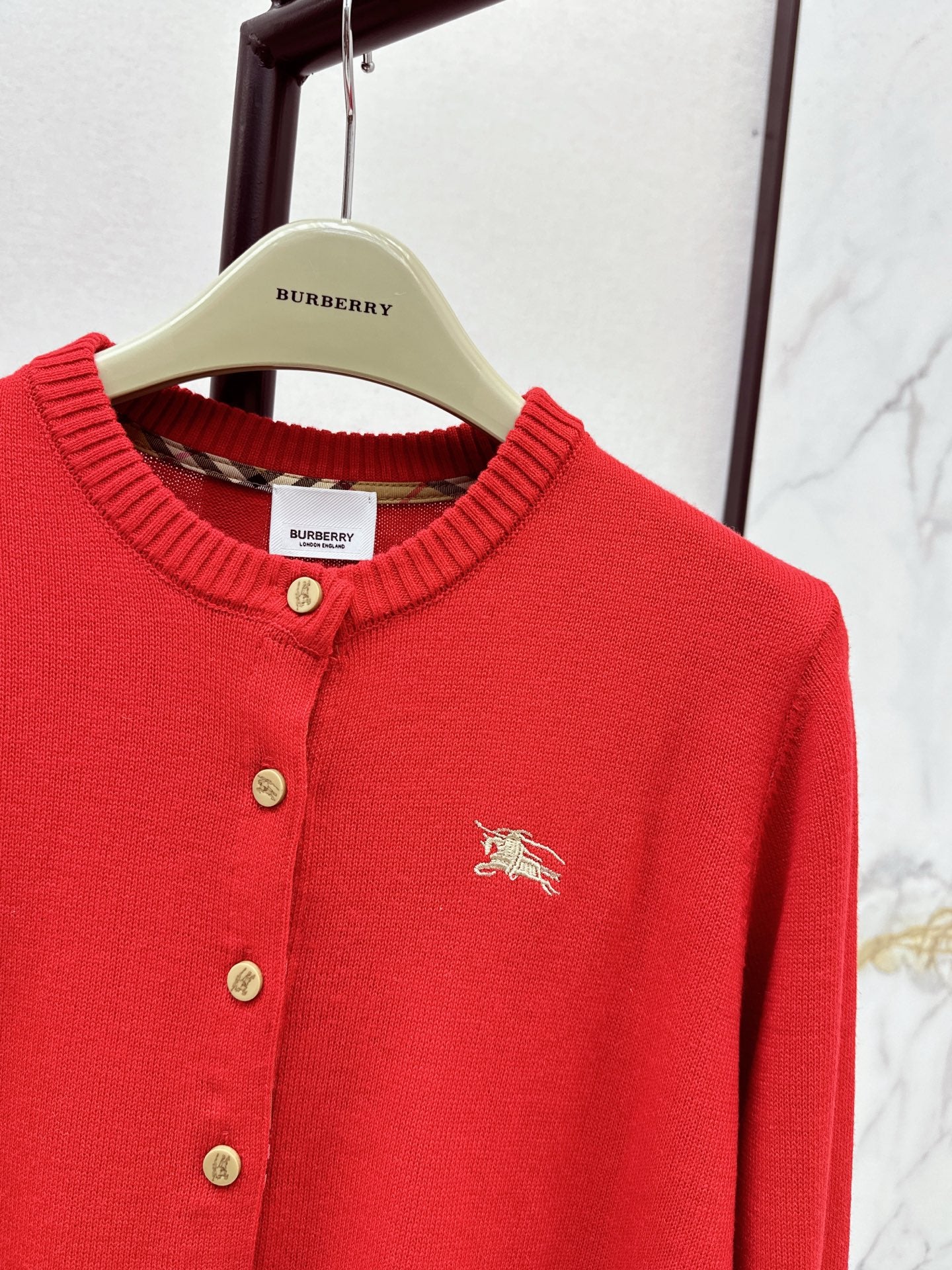 Bur NEW knitted cardigan