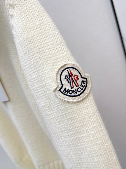 Monc NEW Detachable hooded knit jacket