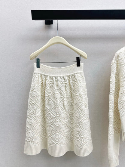 Loro NEW Jacquard sweater  skirt suit