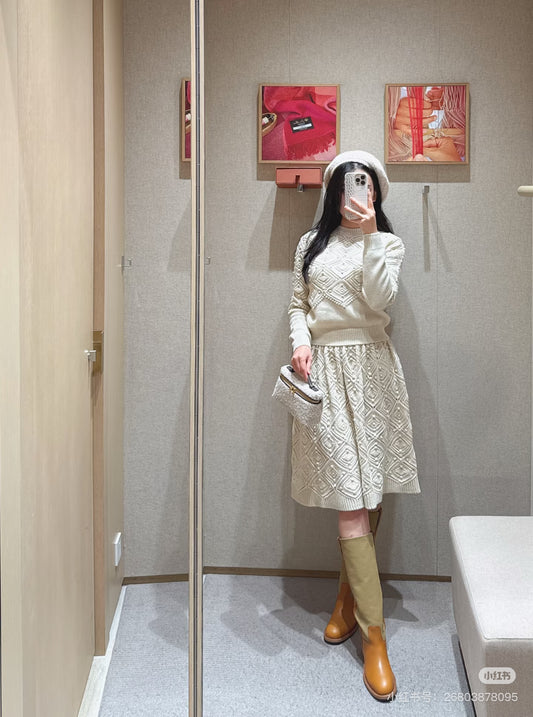 Loro NEW Jacquard sweater  skirt suit