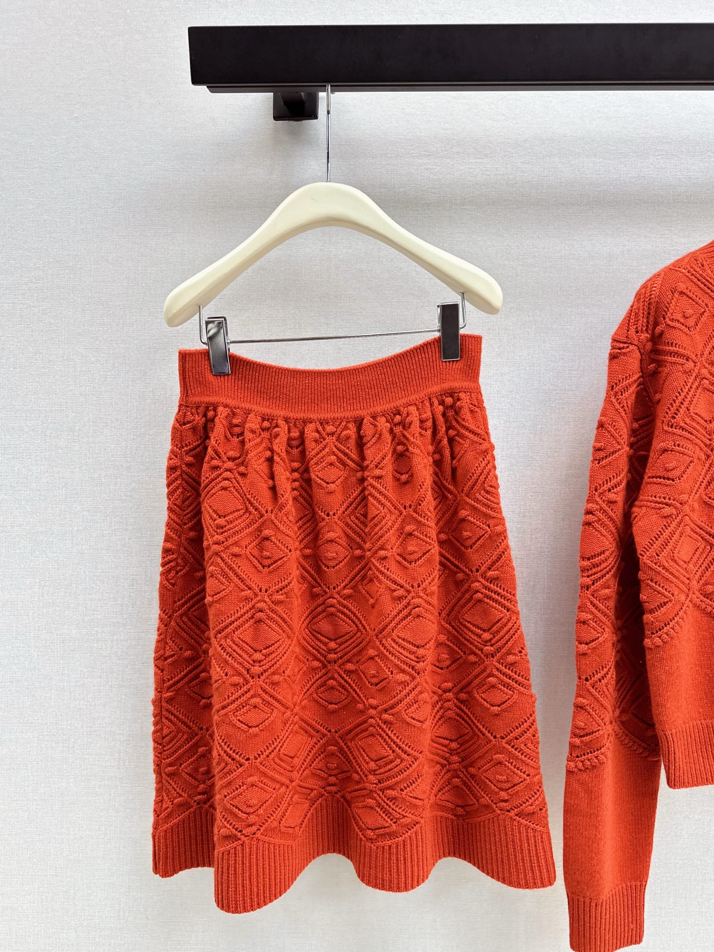 Loro NEW Jacquard sweater  skirt suit