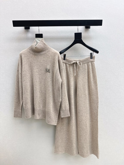 Max NEW knitted suit