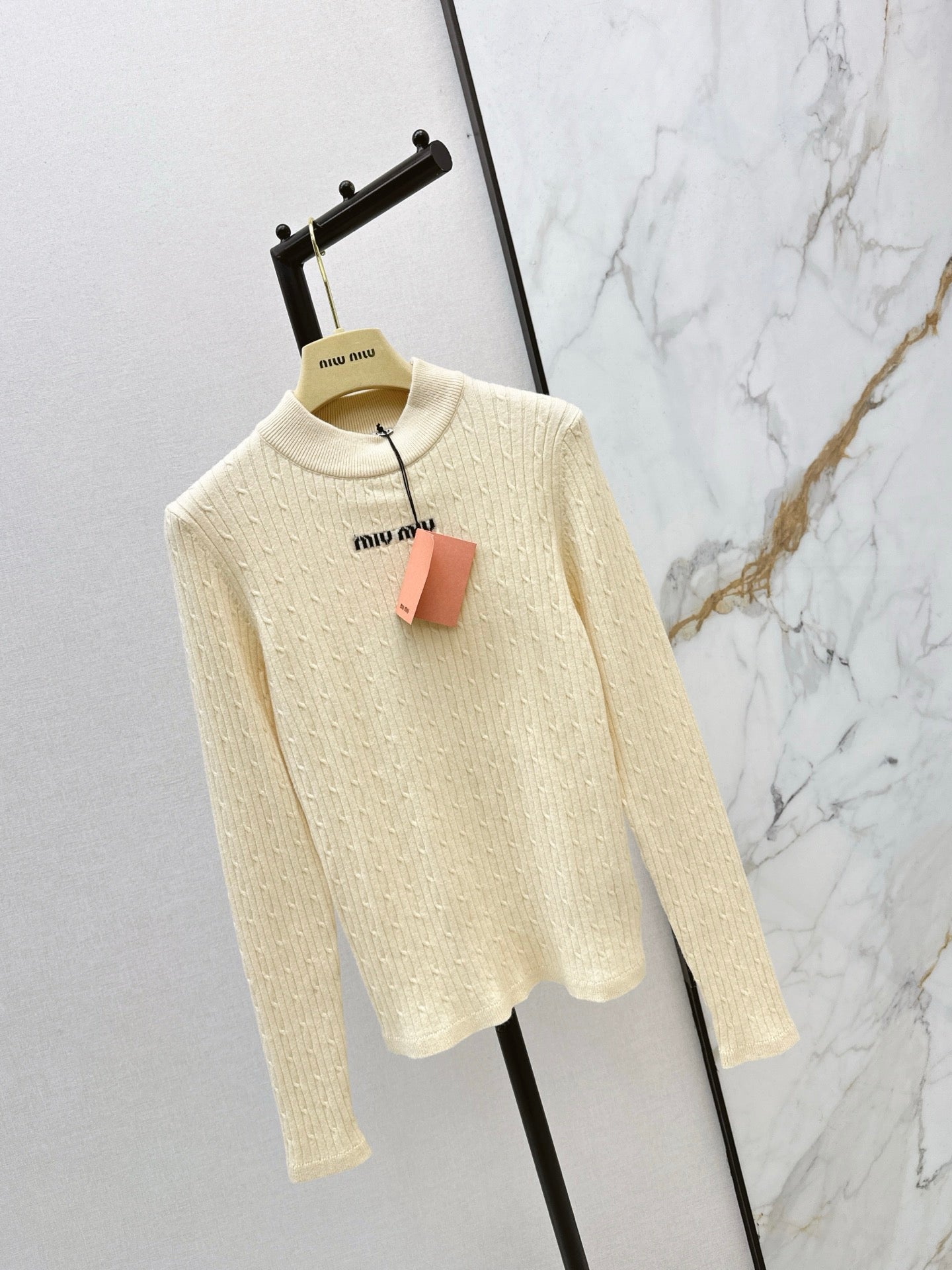 Miu NEW Jacquard base layer