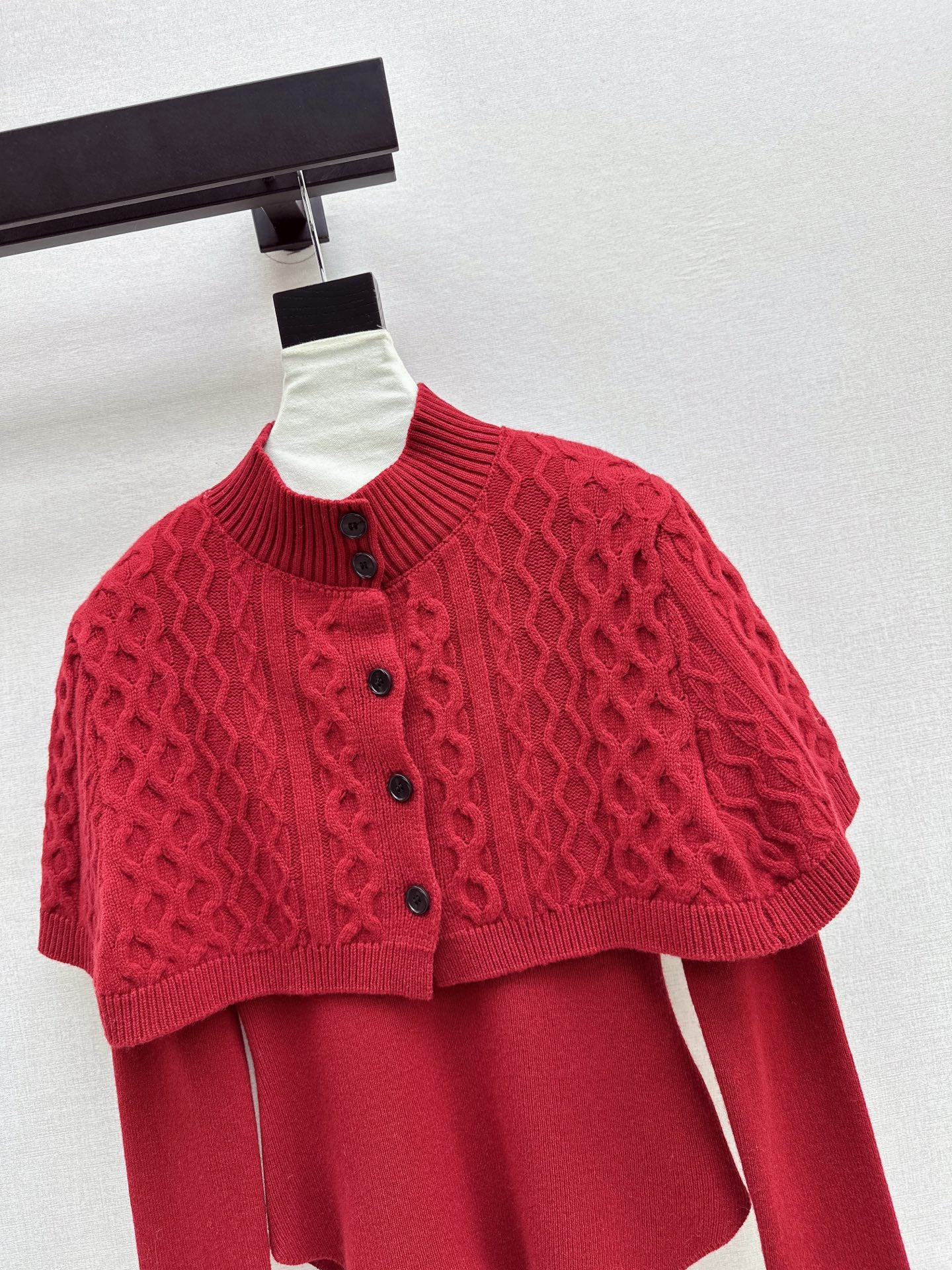 Chan NEW Knitted cape sweater set