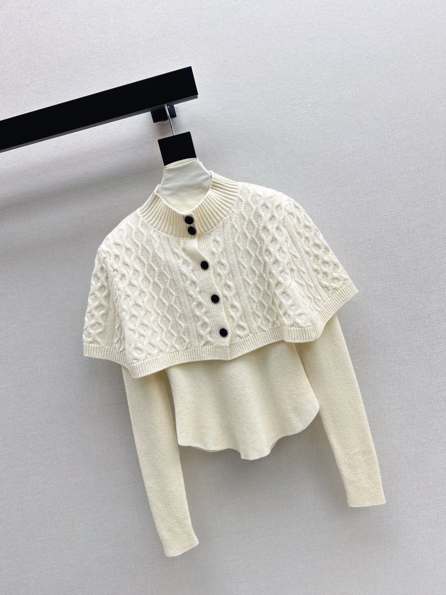 Chan NEW Knitted cape sweater set
