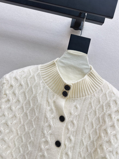 Chan NEW Knitted cape sweater set