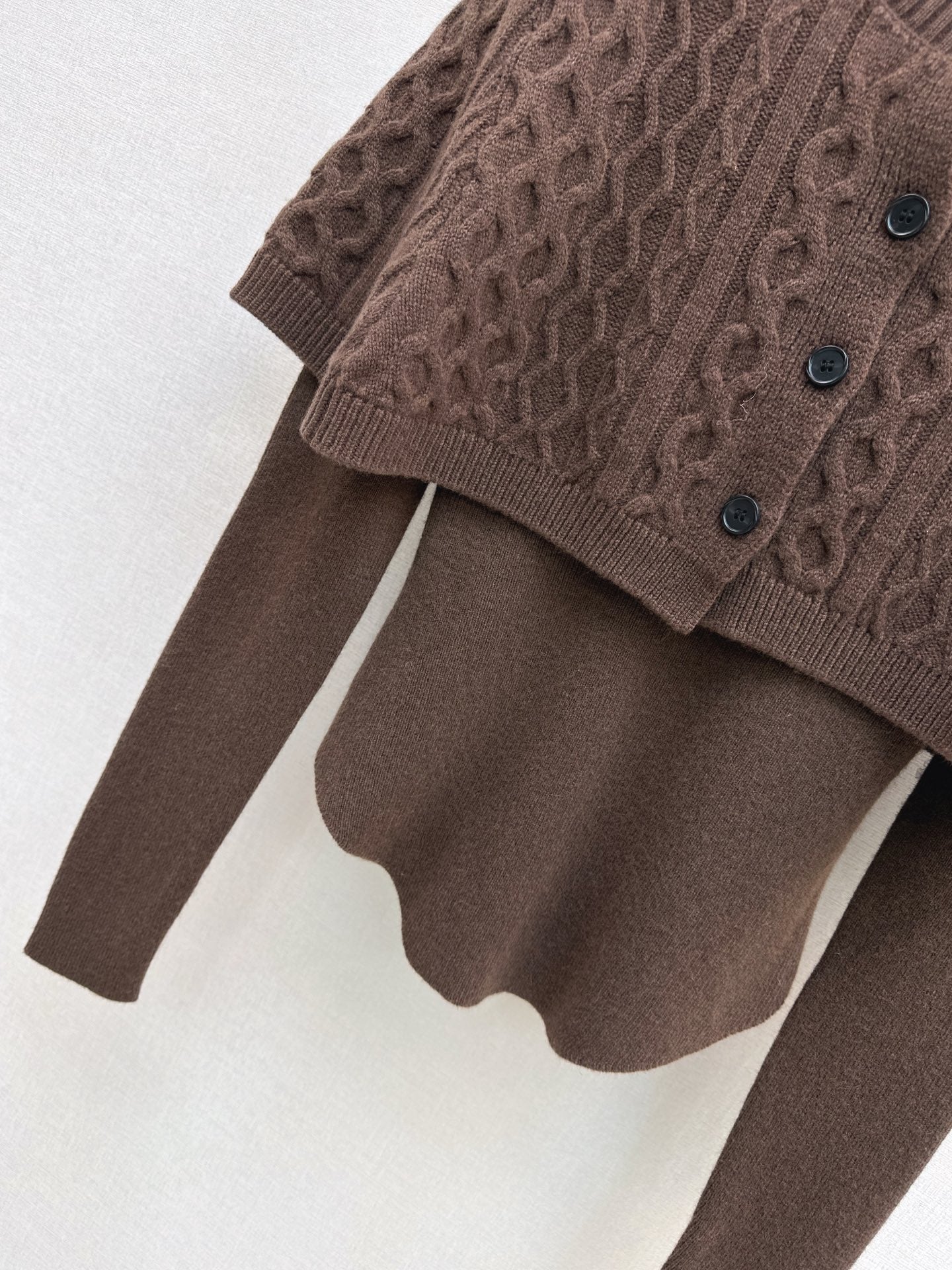 Chan NEW Knitted cape sweater set