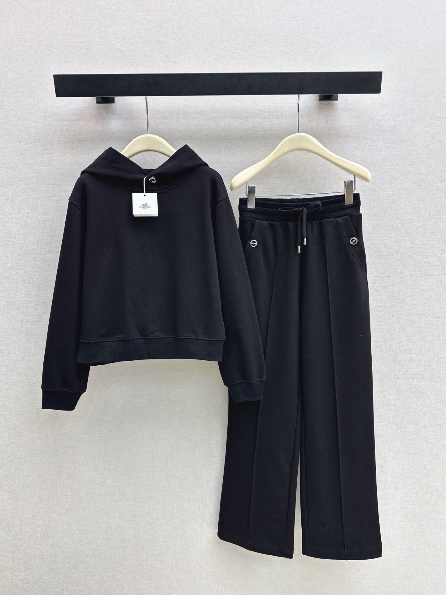 Herm NEW Hoodie casual pants suit