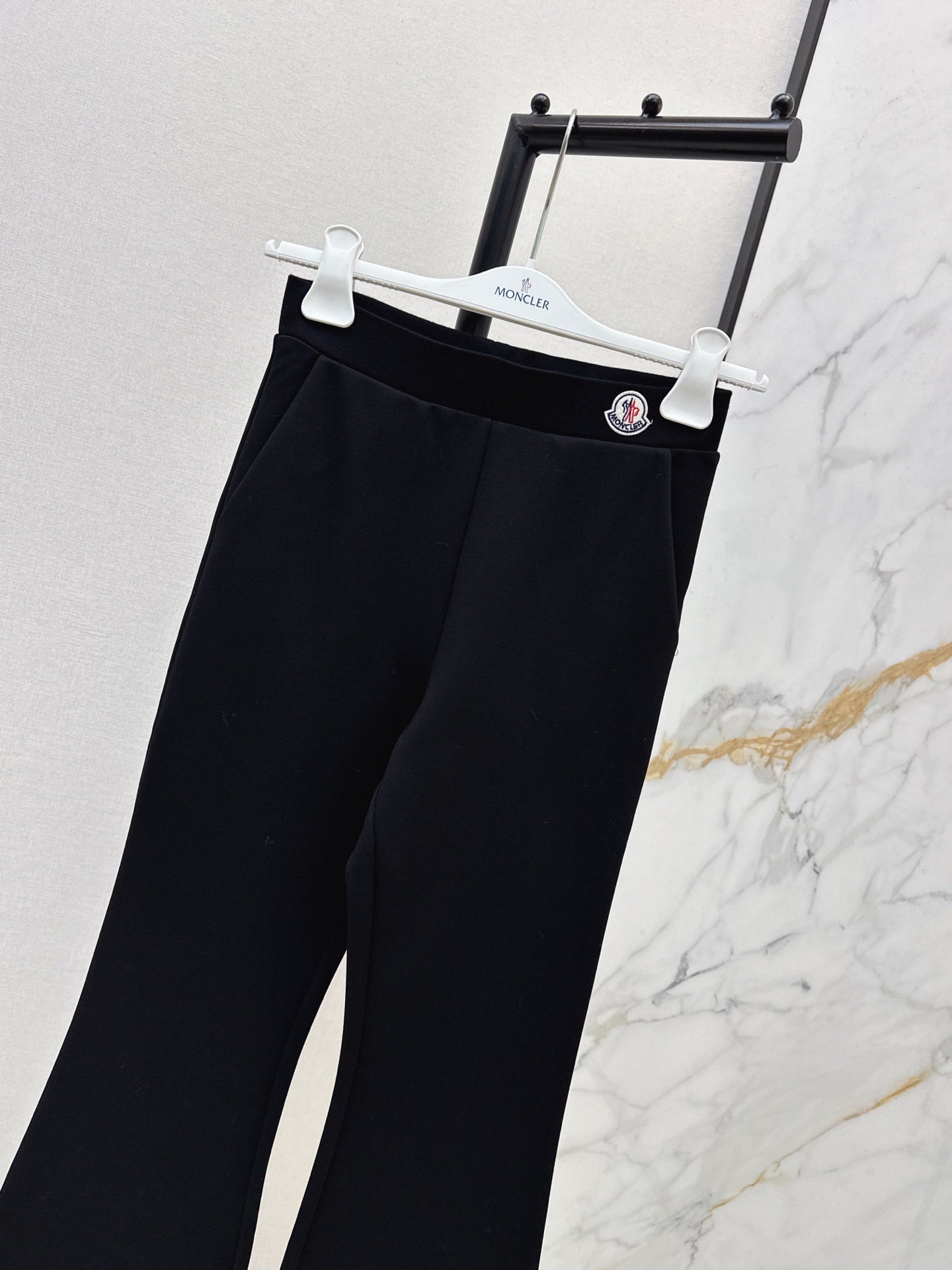 Monc NEW flared pants