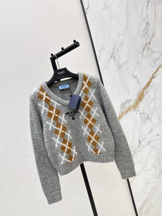Pra NEW knitted sweater