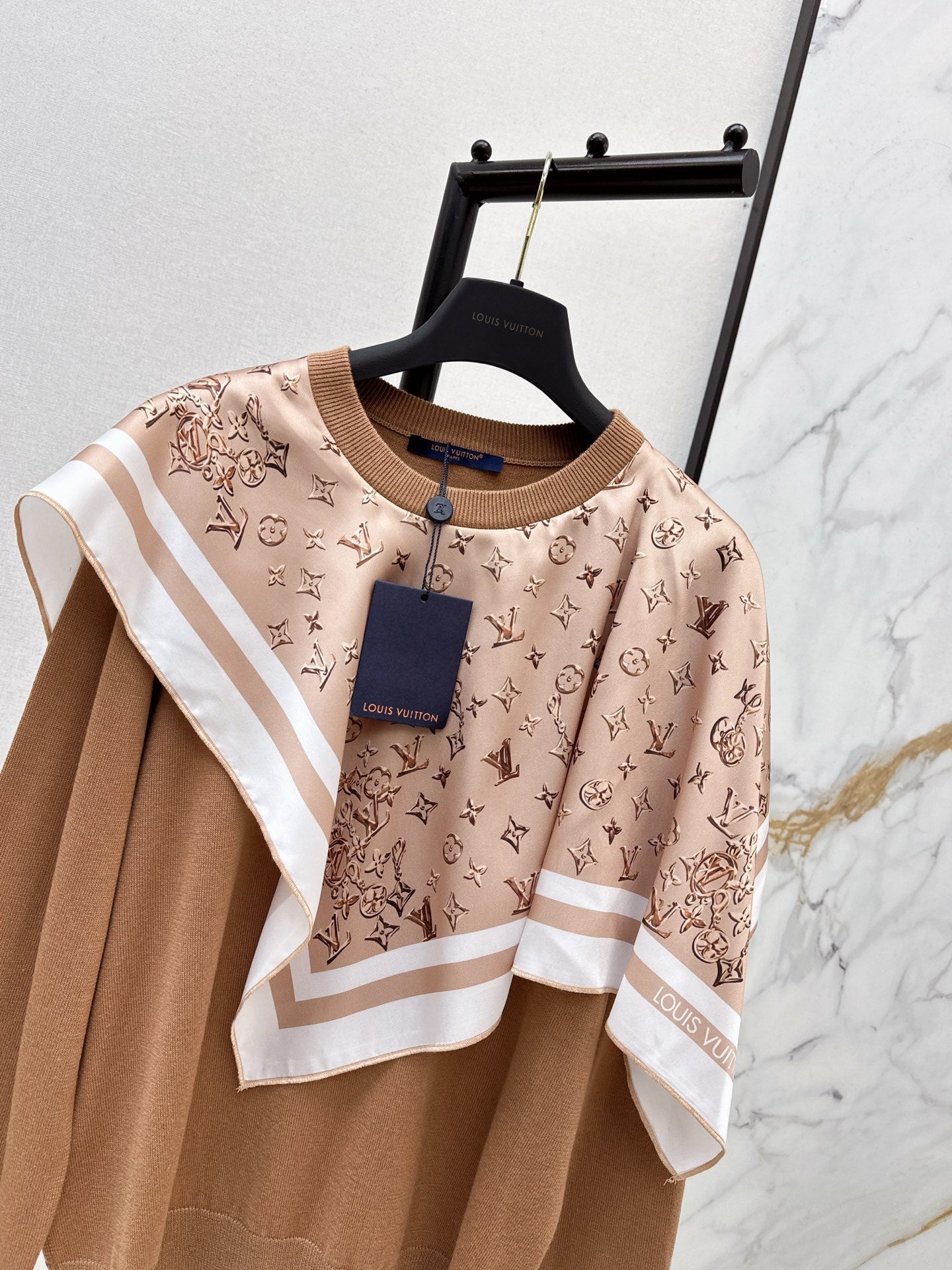 Louis NEW 2-in-1 sweatshirt