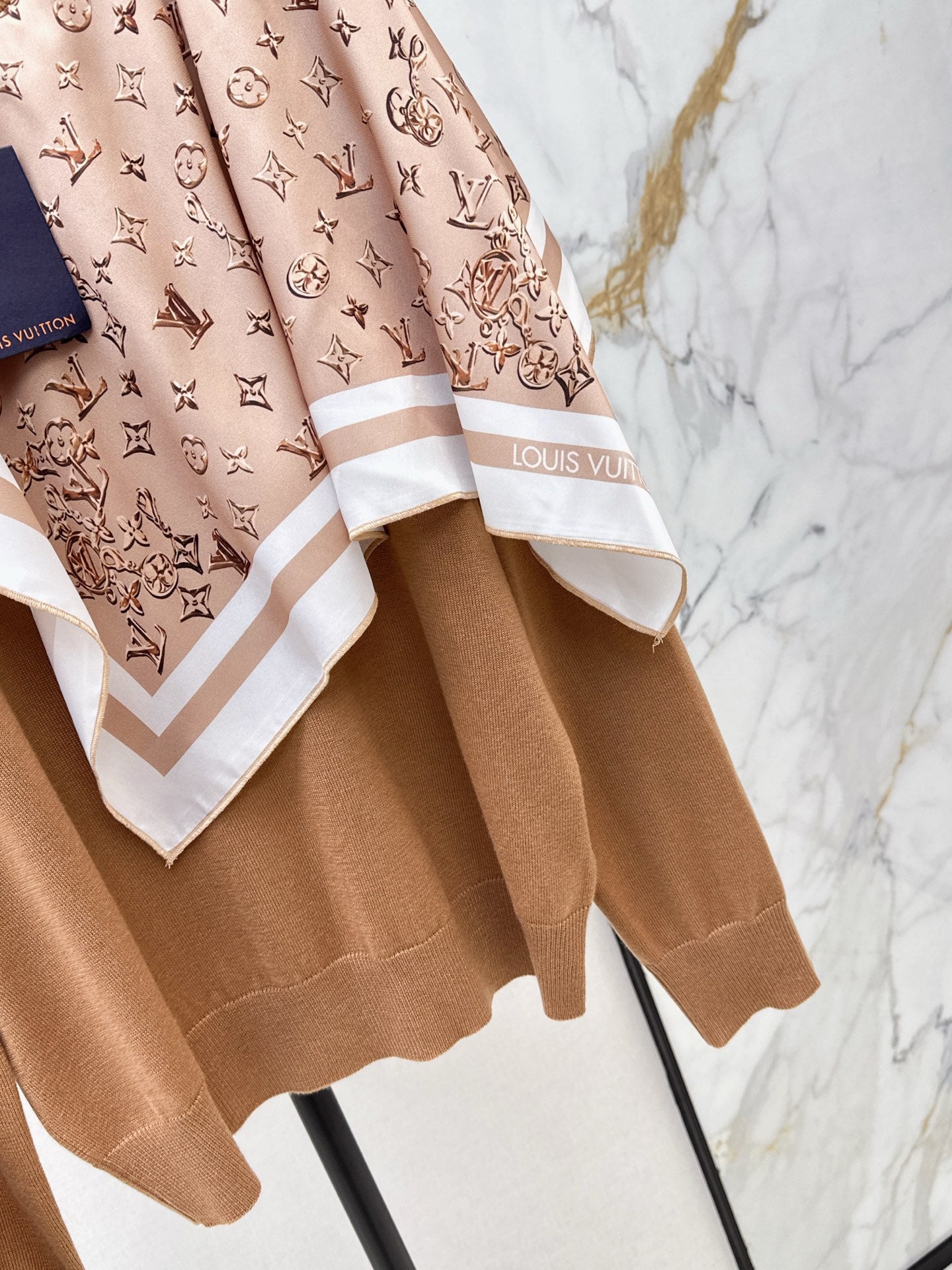 Louis NEW 2-in-1 sweatshirt