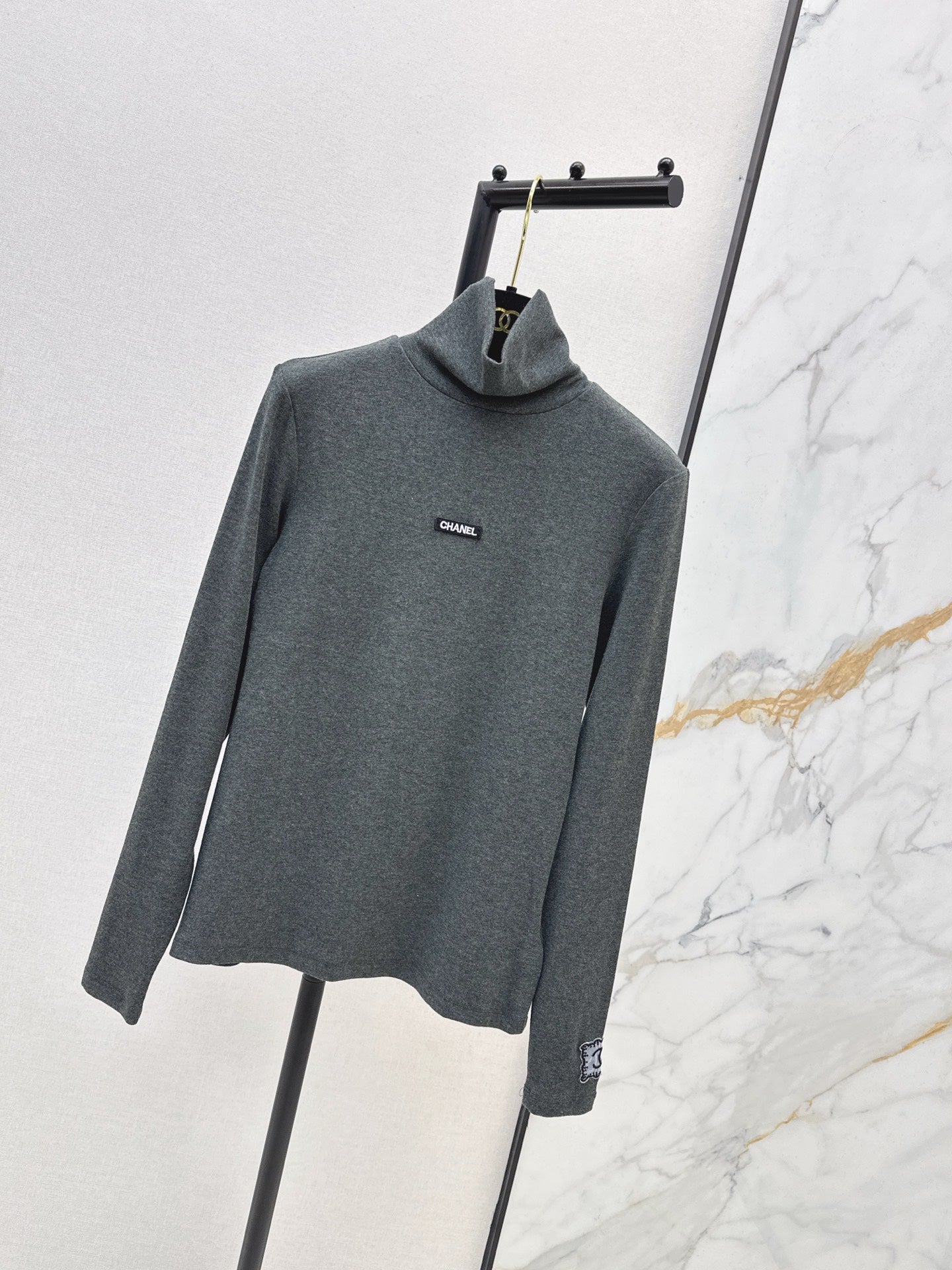 Chan NEW turtleneck base layer