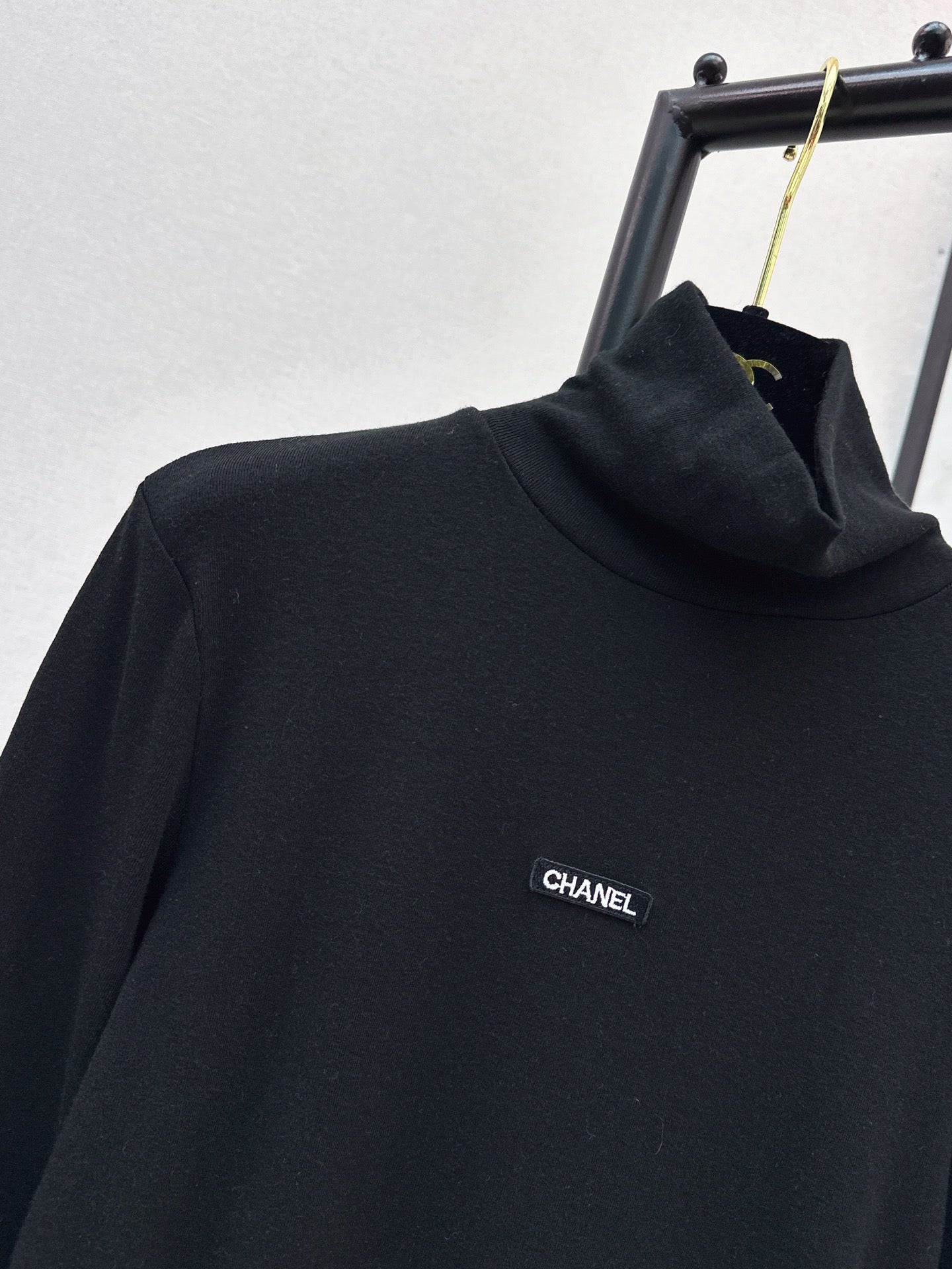 Chan NEW turtleneck base layer