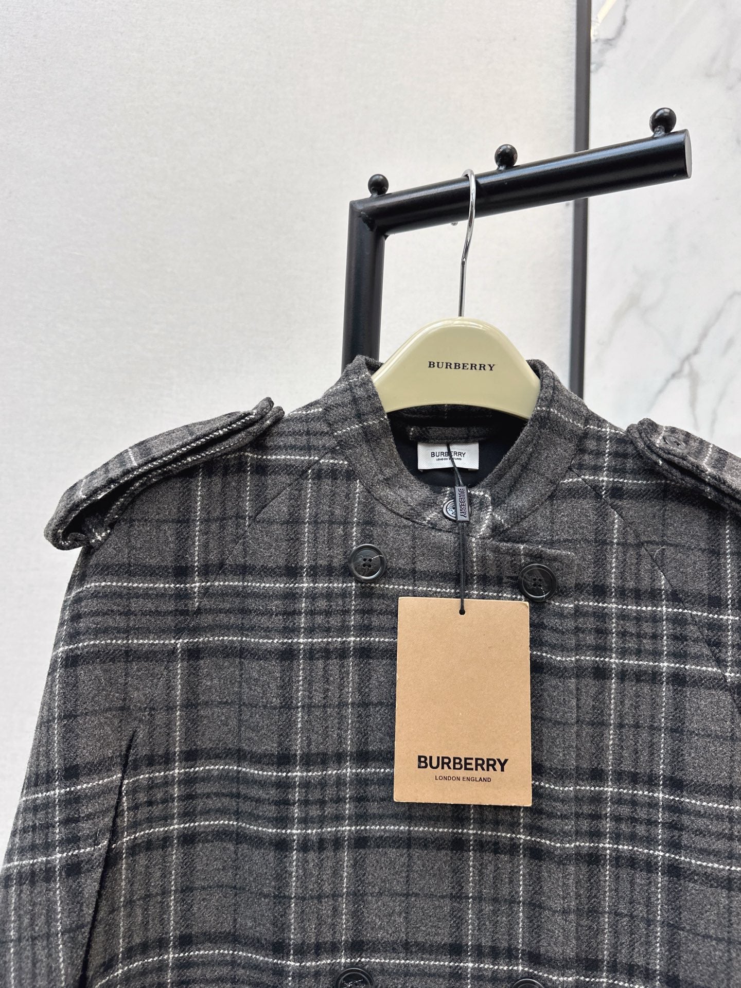 Bur NEW plaid cape coat