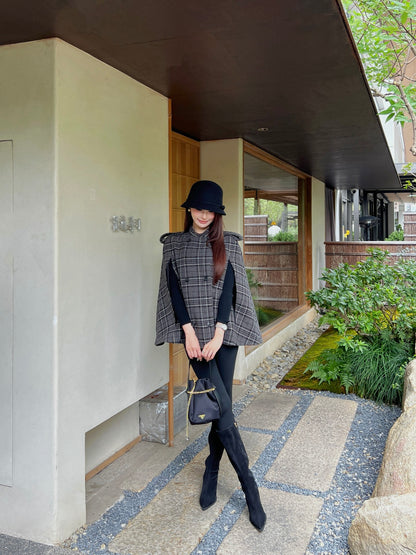 Bur NEW plaid cape coat